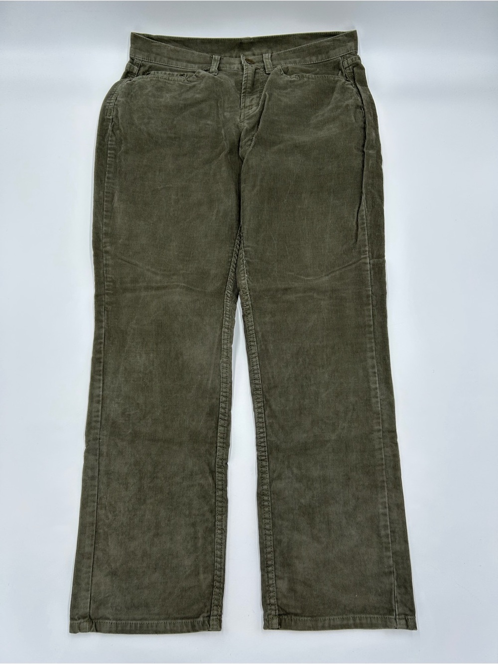 L.L.Bean Women’s Straight Leg Olive Corduroy Jeans 8